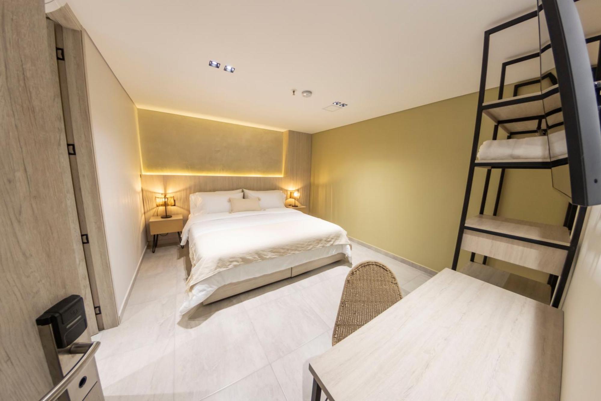 Sonata 44 Hotel Laureles Medellín Eksteriør billede