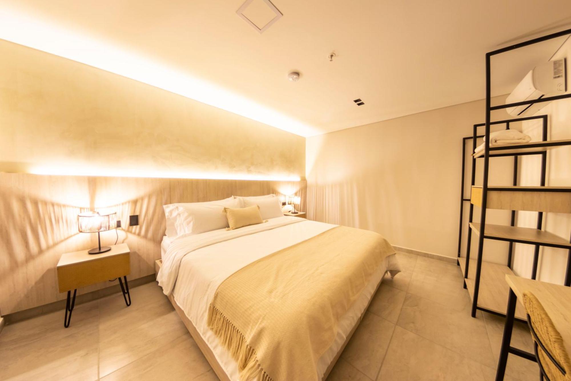 Sonata 44 Hotel Laureles Medellín Eksteriør billede