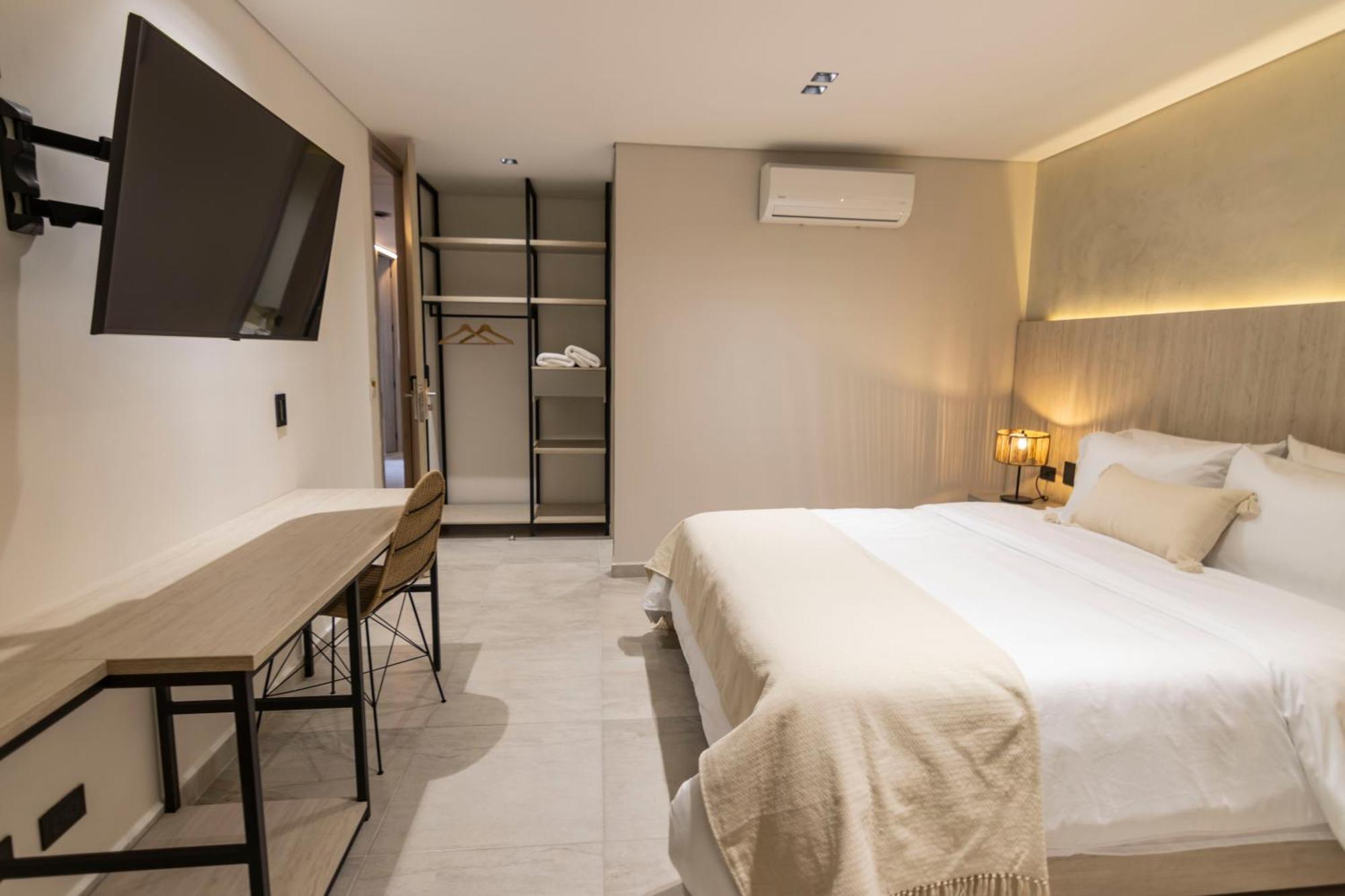 Sonata 44 Hotel Laureles Medellín Eksteriør billede